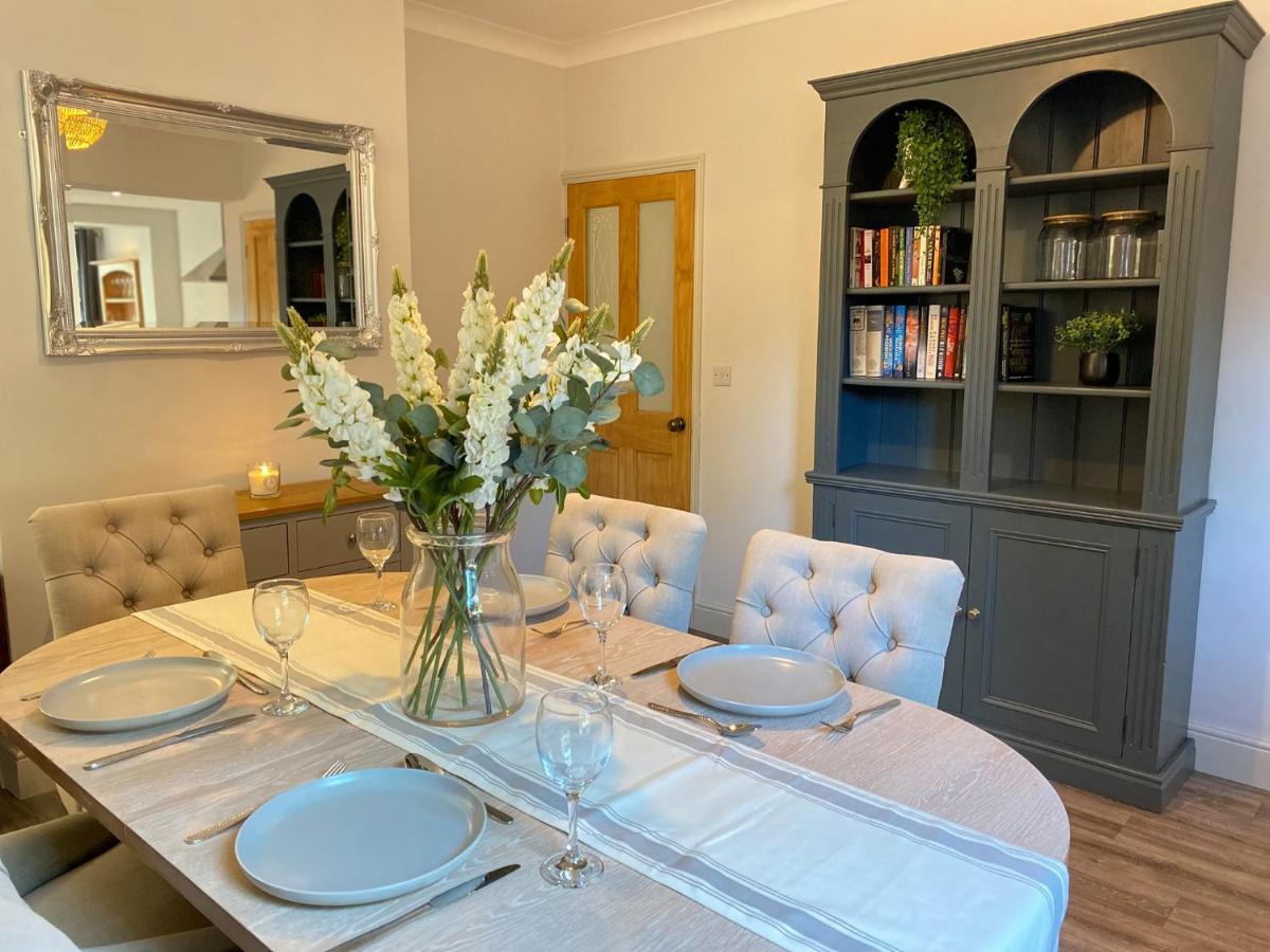 Luxurious Victorian Villa With Parking Sleeps Six Bury St. Edmunds Екстер'єр фото